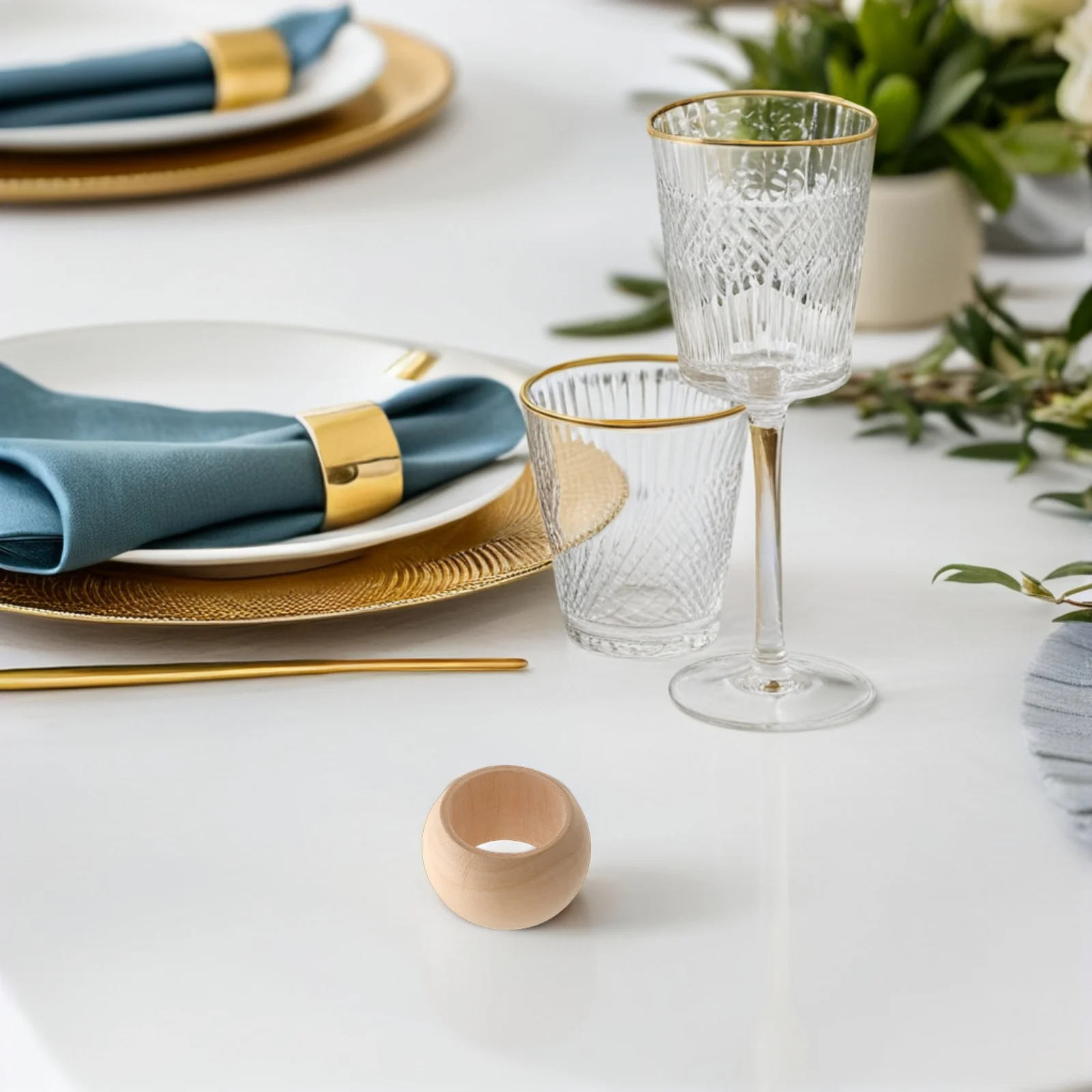 

12 Pcs Wooden Napkin Rings Natural Wood Elegant Design Wedding Banquet Decor Boho Napkin Holders Table Party Accessories