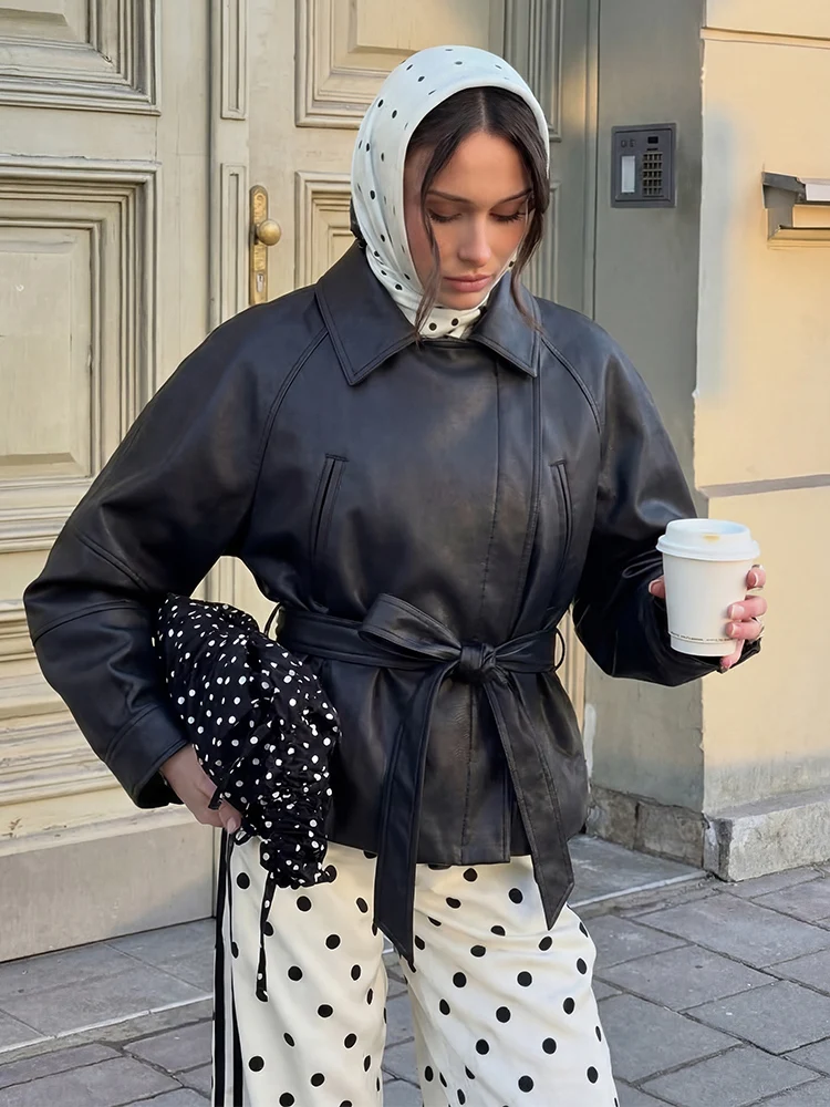 

HH Spring Women Vintage Short Faux Leather Jacket With Belt 2026 Autumn Long Sleeve Lapel Pu Leather Coats Female Trench Outwear