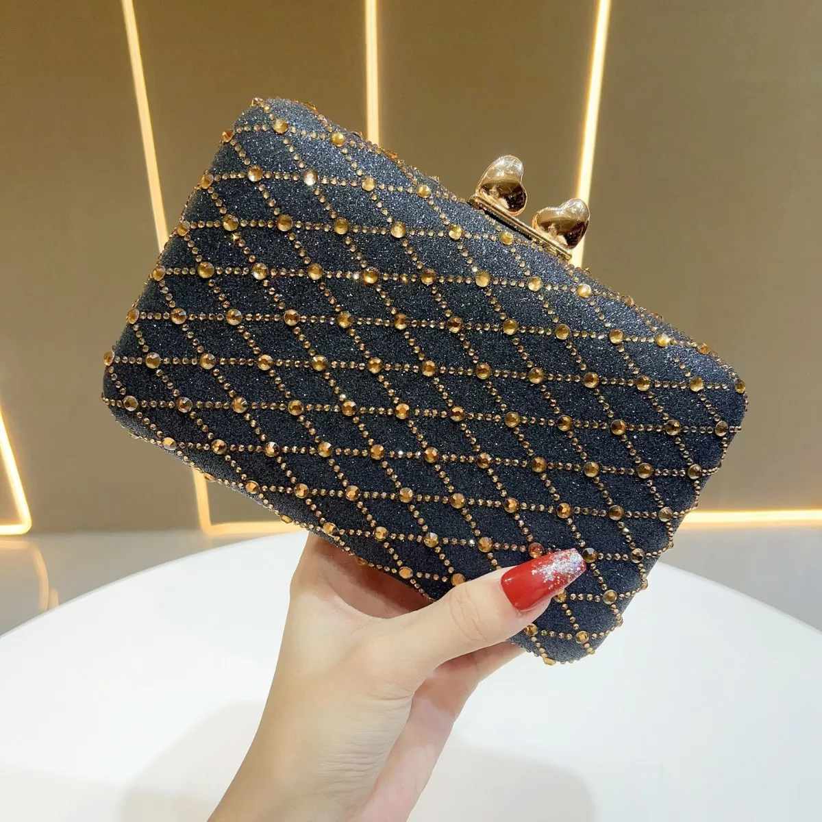

Fashion Full Diamond Evening Clutch Women’s Vintage Soft Polyester Handbag Crossbody Chain Strap Mobile Pocket Party Purse Tote
