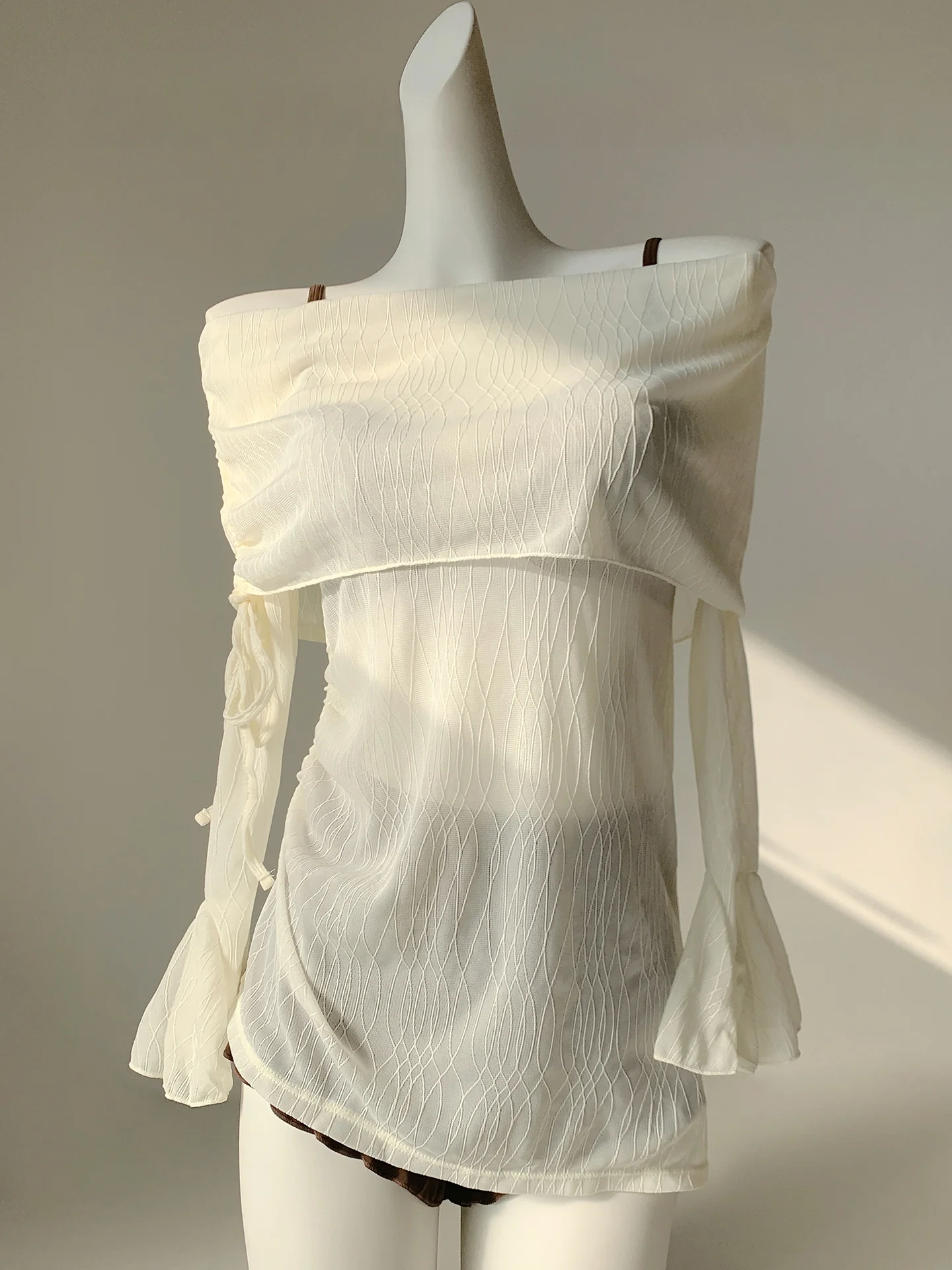 

French Holiday Pure Desire One oulder Bikini Top Bot Separate Hot Spring New Sle Tee-piece Women's Swimsuit Set