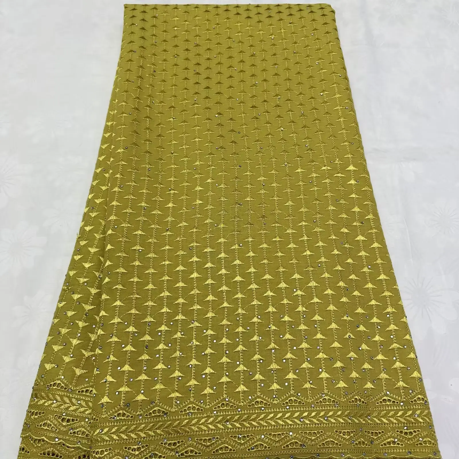 

Latest 5 Yards African 100% Cotton Embroidery Lace Fabric With Stones Hot Sale Swiss Voile Lace For Clothing Sewing 16A78