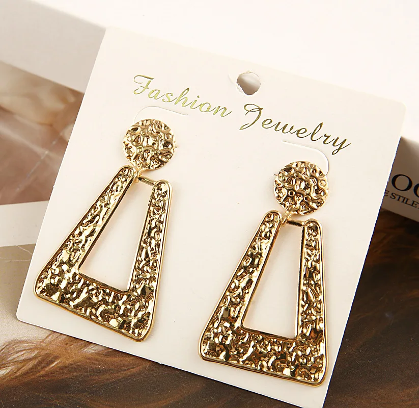 New Fashion Iron Sheet Gold Plated Shell Love Circle Geometry Women's Earrings New Luxury Design Fashion Earrings