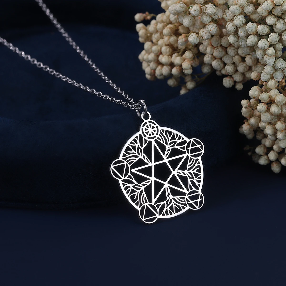 Kinitial Edelstahl Wicca Pentagramm Stern Anhänger Halskette für Frauen Vintage-Schmuck heidnische religiöse Amulett Halskette