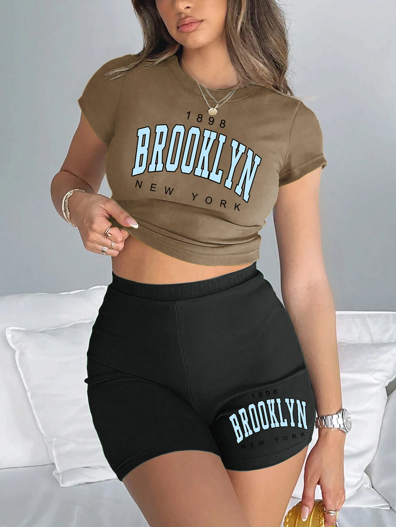 1898 Brooklyn New York Print Summer Women Slim T-Shirts & Pants 2 Pieces Set Crop Tops Trend High Elastic Fashion Casual Clothes