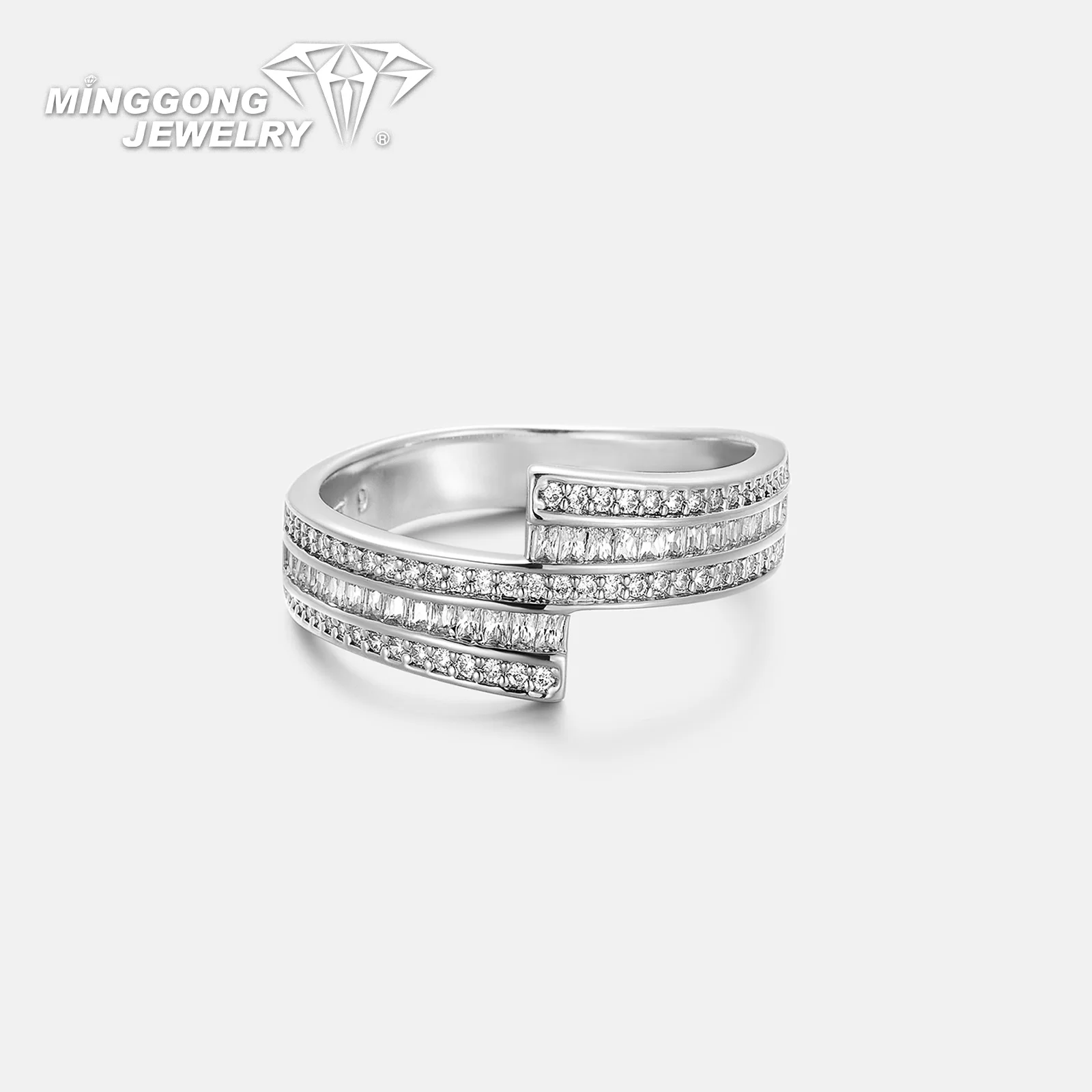 

Customizable S925 Silver & Solid Gold 10K/14K/18K VVS Moissanite Spiral Ring with Triple Row Baguette Design Fashion for Women