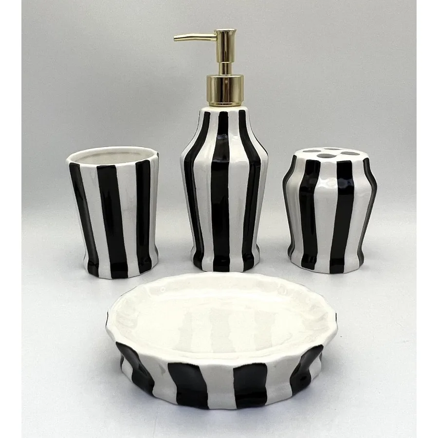 

Набор аксессуаров для ванной комнаты из 4 предметов Tuscany Emosd: керамический дозатор для мыла, стакан для мыла, полосатый белый/голубой стакан для мыла.