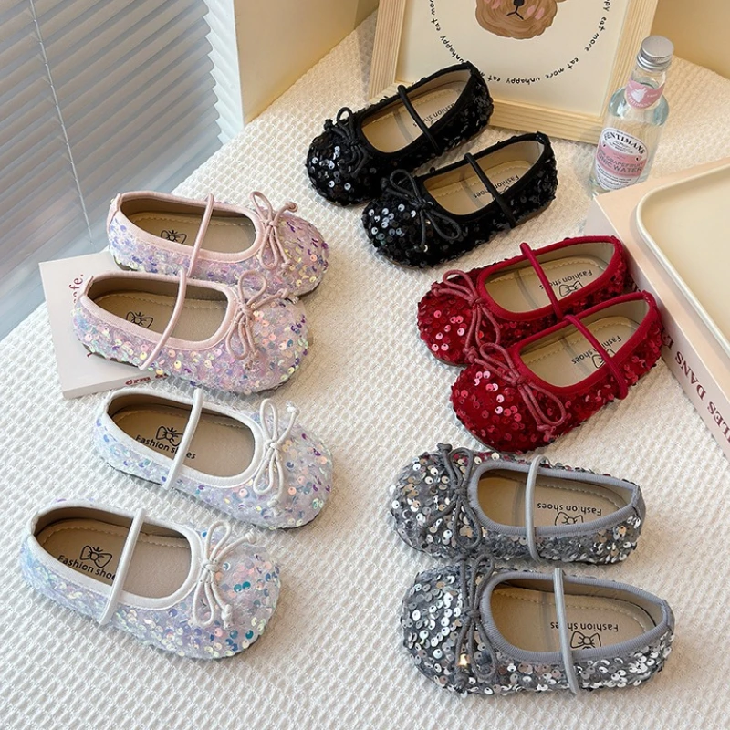 

Кожаная обувь для девочек, осенняя новая модная обувь на плоской подошве, корейская версия, детские туфли принцессы без шнуровки, блестящая обувь для девочек