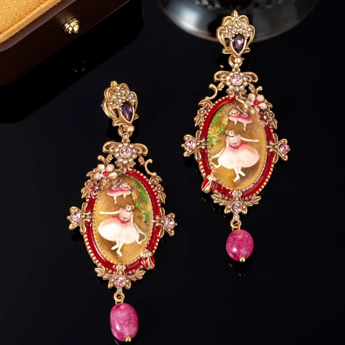 Vintage Baroque Portrait Drop Earrings  Ornate Frame CZ Rhinestone Enamel Pink Bead Dangle Earrings Women Party Jewelry