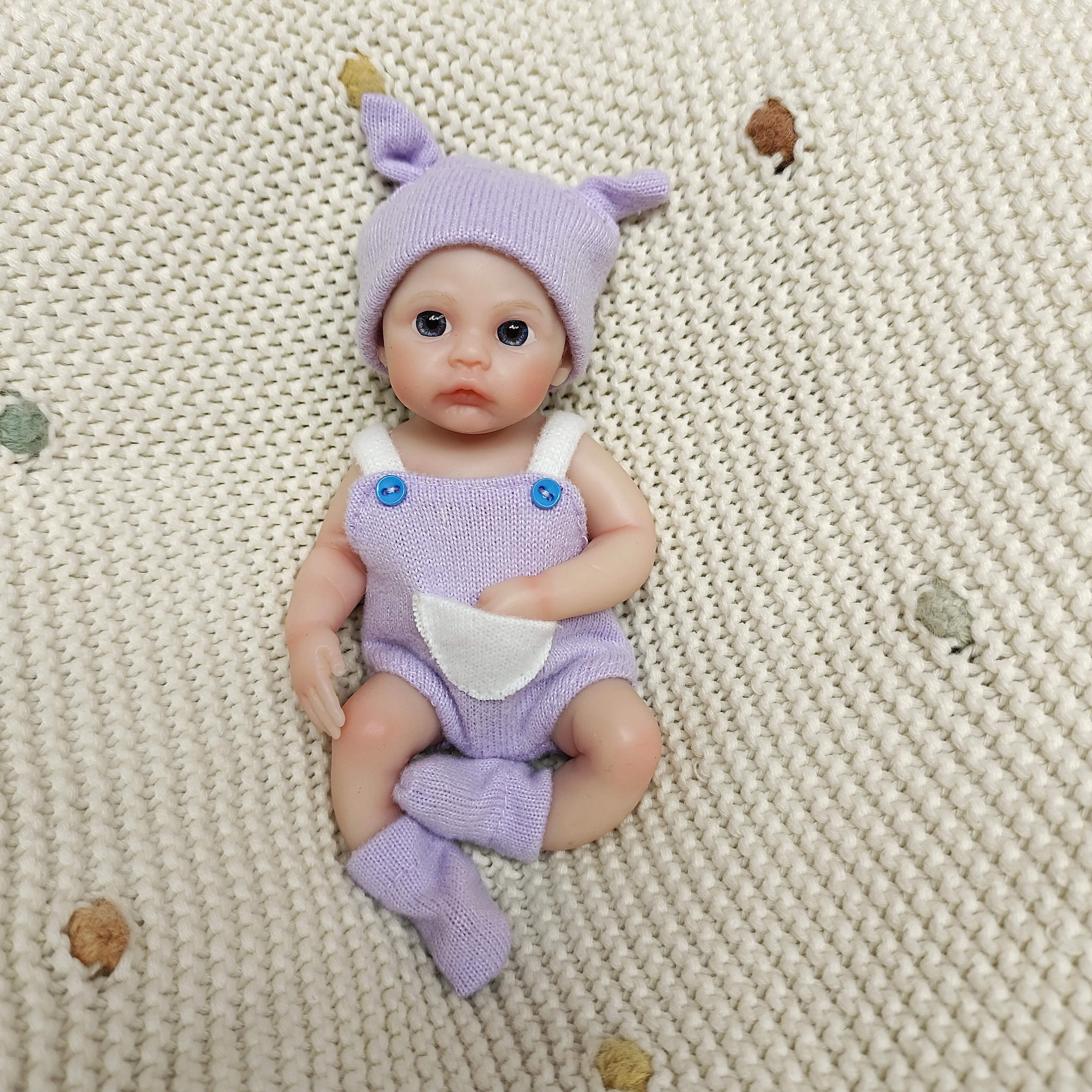 دمية طفلة حديثة الولادة واقعية - مراجعة Kids Toys New Born وسعره