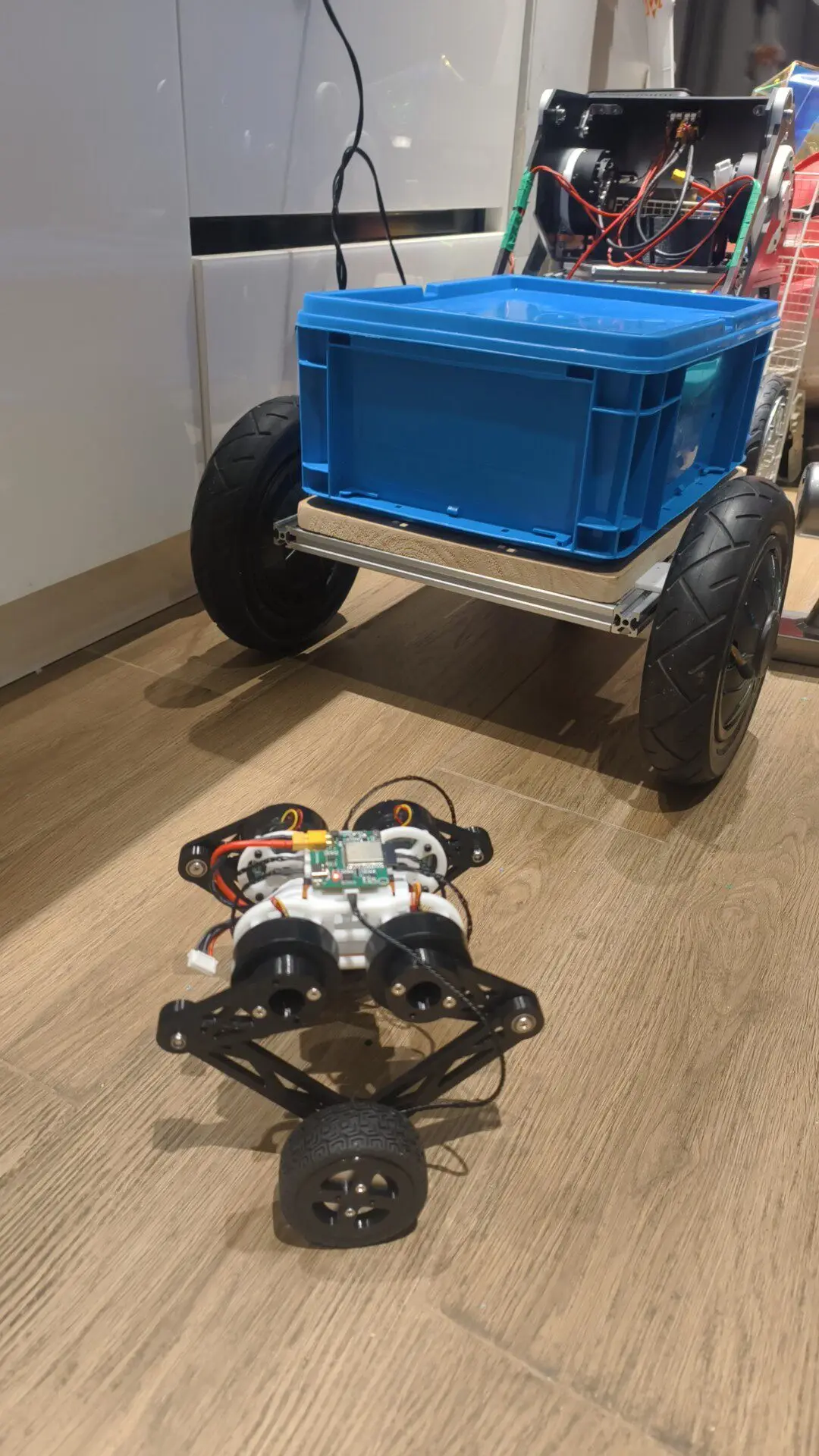 Recalling Yaoxing Open-Source Wheel-Leg Balancing Vehicle, Wheel-Foot Robot, Wheel-Leg Robot, Complete Machine with Battery