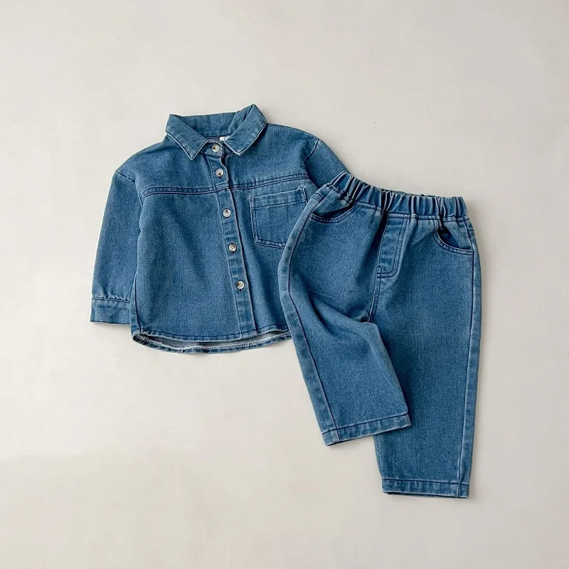 Girls\' clothing spring Korean children\'s clothing flip collar boys long sleeved denim cardigan top+pants set baby clothes