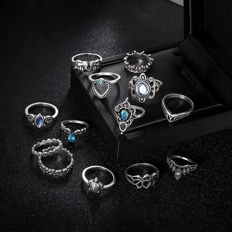 13Pcs/Set Vintage Carved Hollow Flower Crown Love Rings for Women Trendy 2024 Retro Exquisite Fringer Rings Party Jewelry Gift