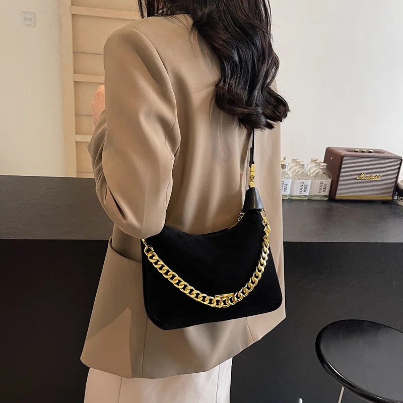 

Fashion Frosted Retro Moon Bag chain tote bucket bag with simple shoulder bag