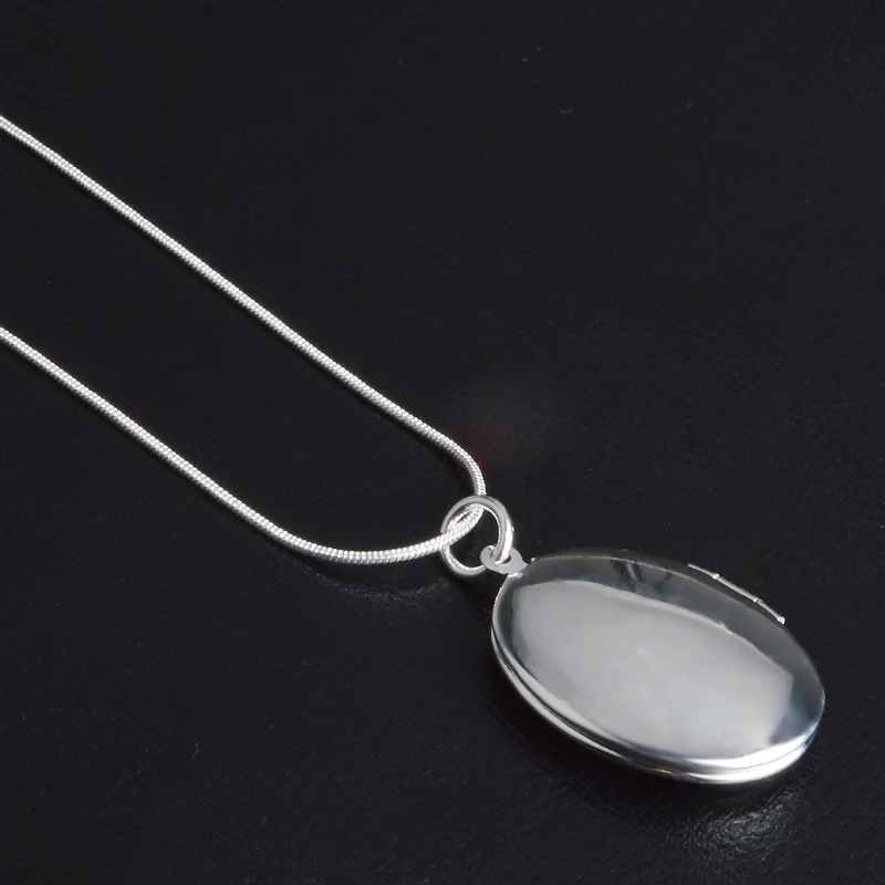 England Retro 925 Sterling Silver Necklace Round Open Locket Pendant Necklaces Photo Women Collar Jewelry