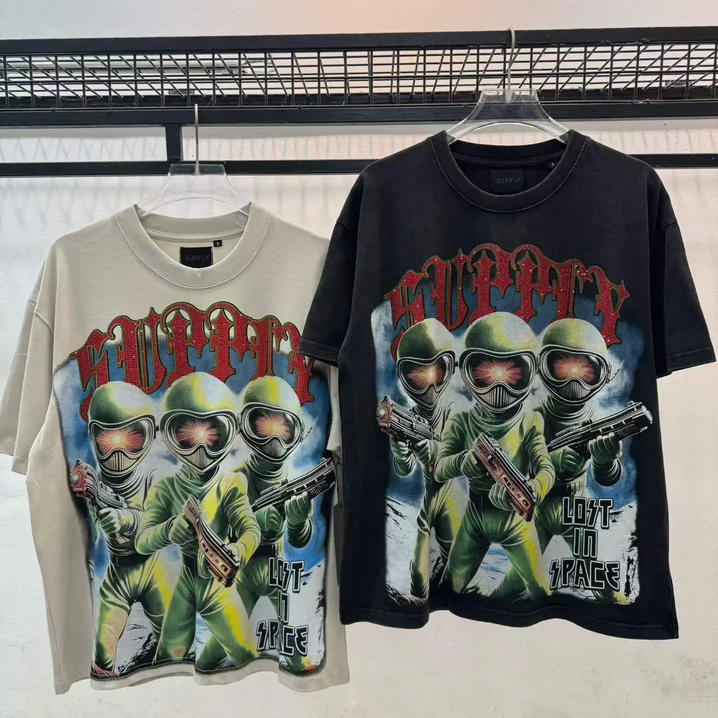 2026 Summer Sale New Streetwear Aliens Printed Women Men T shirts tees Vintage 70s Sci-fi Film Style Men Casual Cotton T shirt
