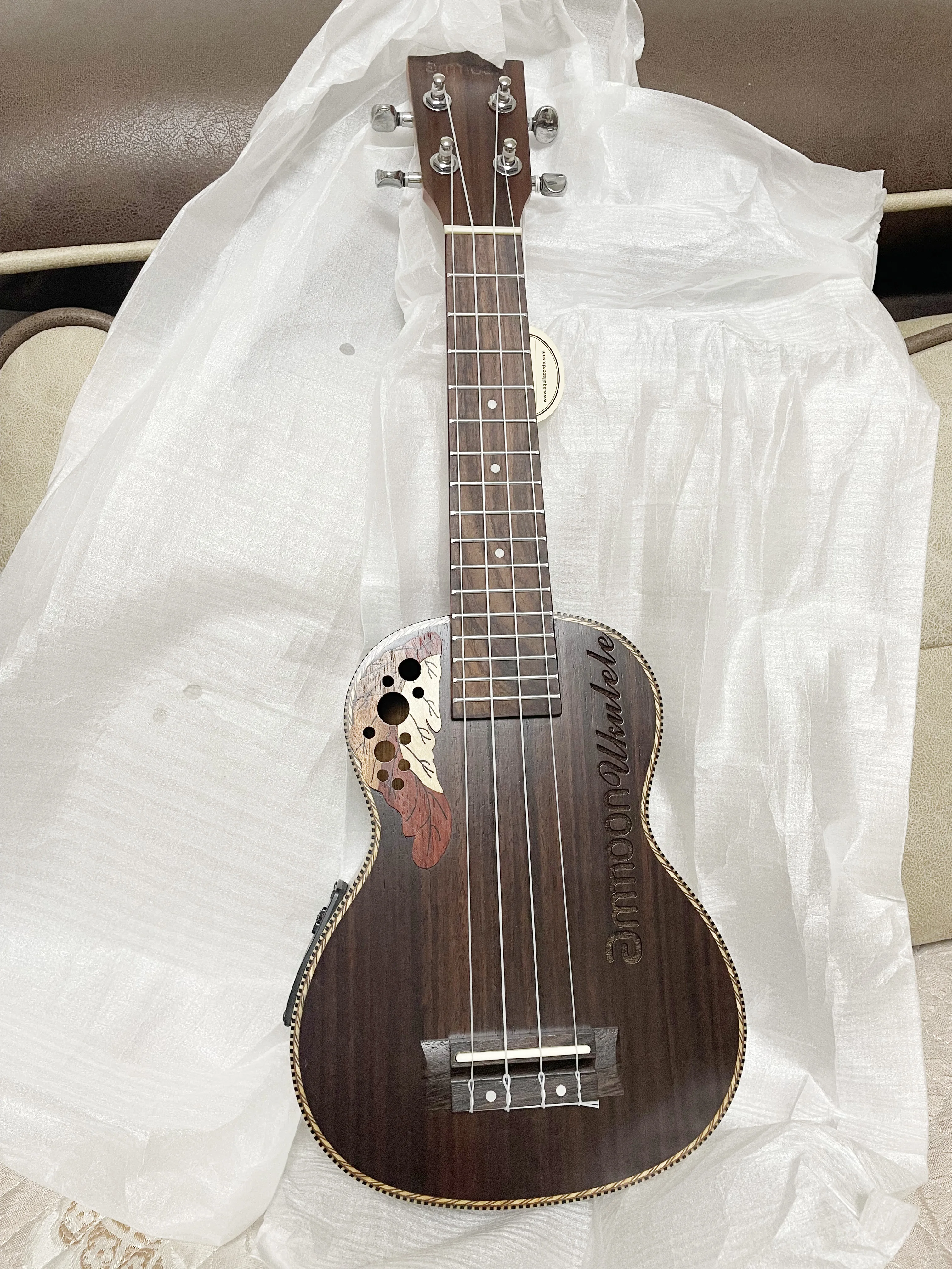 Electric Concert Ukelele with Built-in Tuner Function, 3 Bands EQ, 21 Inch, 23 Inch, High Quality