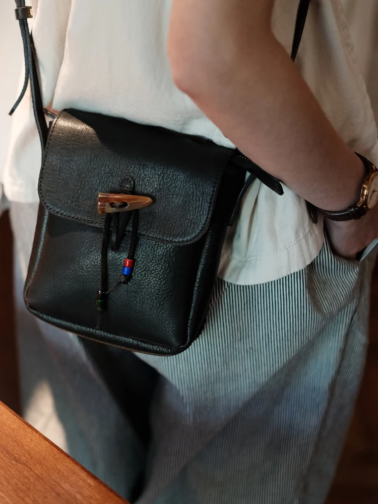 

weekend daily light genuine leather ladies small mobile phone shoulder bag outdoor travel luxury cow leather women crossbody bag