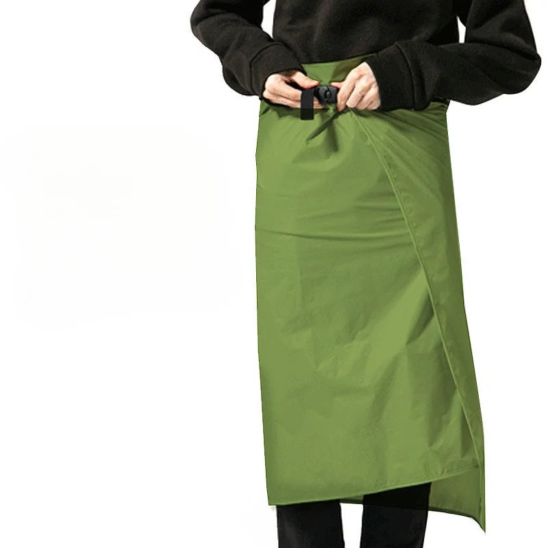 Outdoor climbing half-body waterproof apron Lightweight, windproof, convenient hiking rain skirt with large-area waterproof.