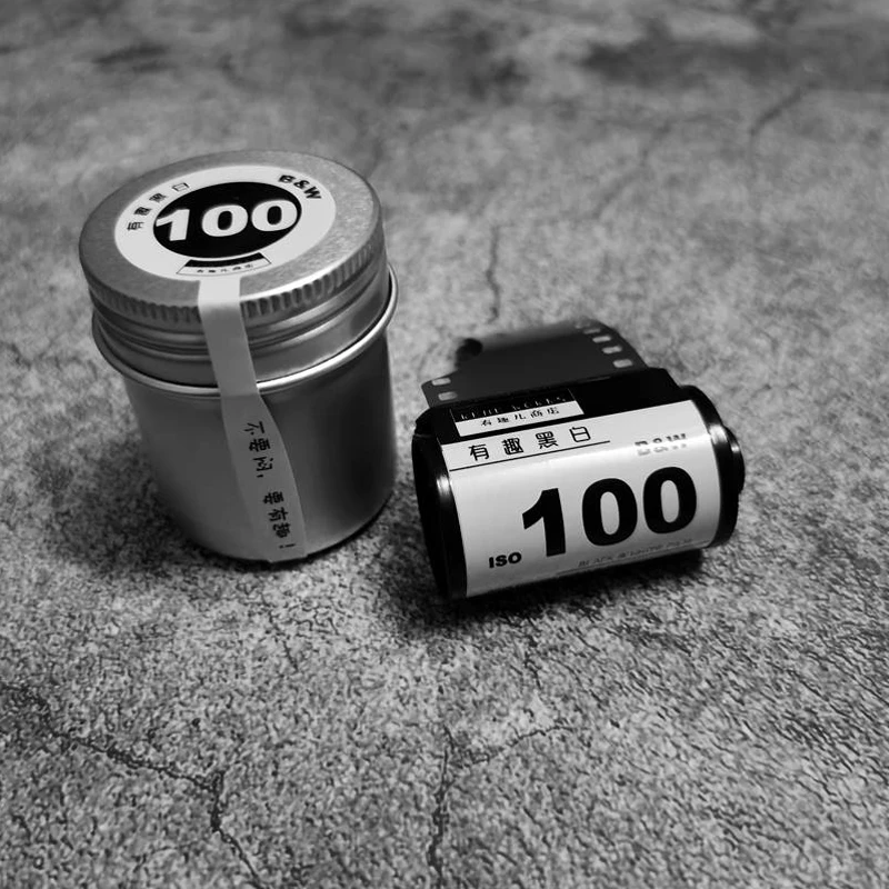 1-12 ロール興味深い ISO 400 135 フォーマットプロフェッショナル白黒フィルム 1 ロールあたり 36 露出 135 フィルムフールコダックカメラ