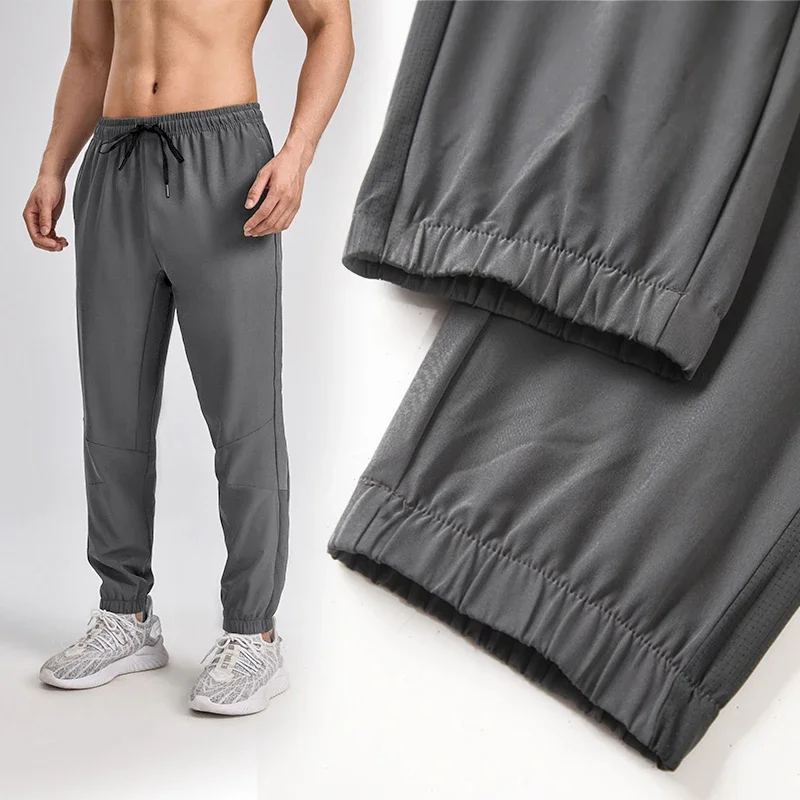 

Новые спортивные брюки - это новинка в стиле, полном жизненной силы и удобны для бега и езды на велосипеде без нагрузки.