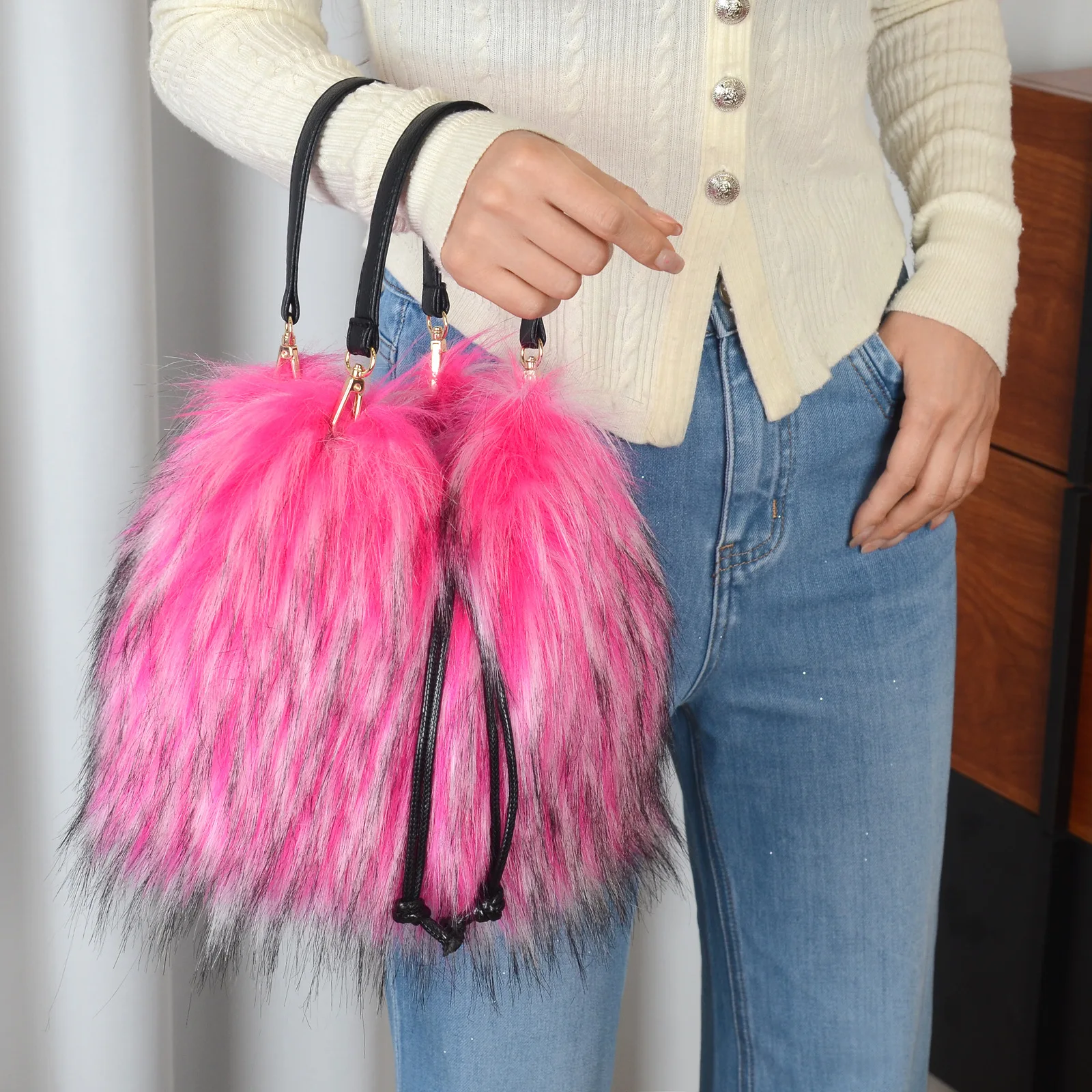 Modische Herbst-Winter Kunstfell-Handtasche Luxuriöse Bucket Bag für Damen Fell-Tragetasche Kunstwaschbärfell Hochwertige Handtasche – Detail 10