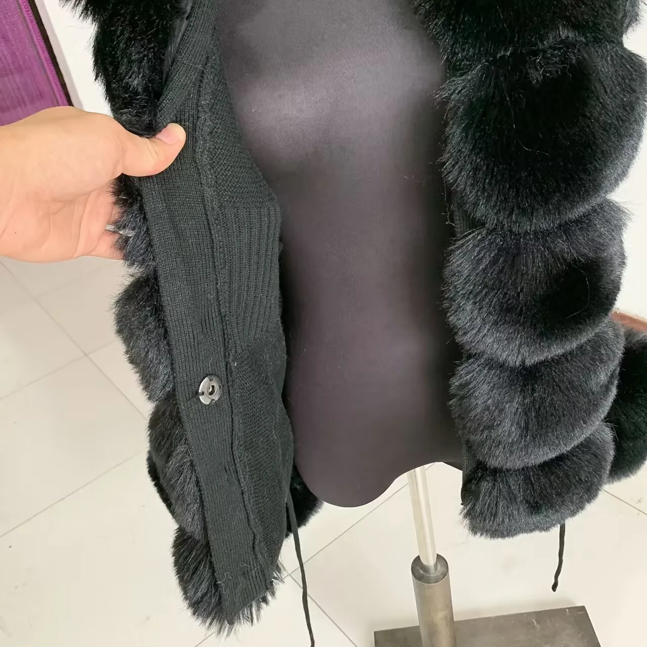 Damen Crop-Cardigan Frühling Herbst Bestseller Kunstfell Strickjacke mit Kunstfuchsfell-Kragen für Damen – Detail 5