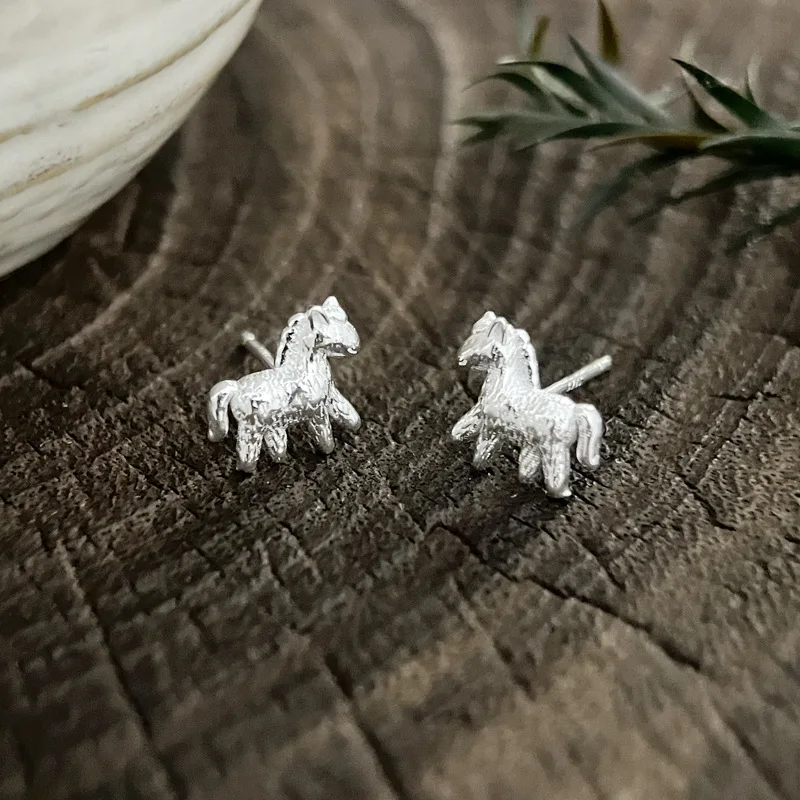 CHOZON 925 Solid Silver Pony Texture Earrings Asymmetric Wholesale Dainty Jewelry E9806 for Women
