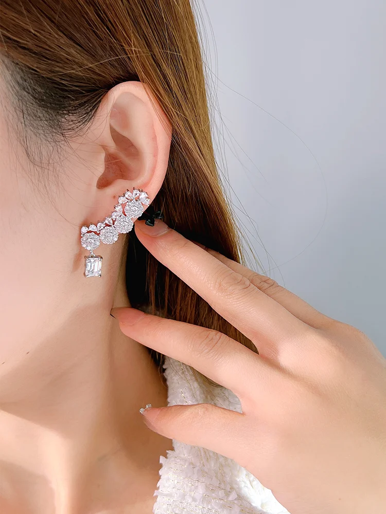 

Earrings 925 sterling silver inlaid with white diamonds, light luxury earrings, versatile and high-end temperament