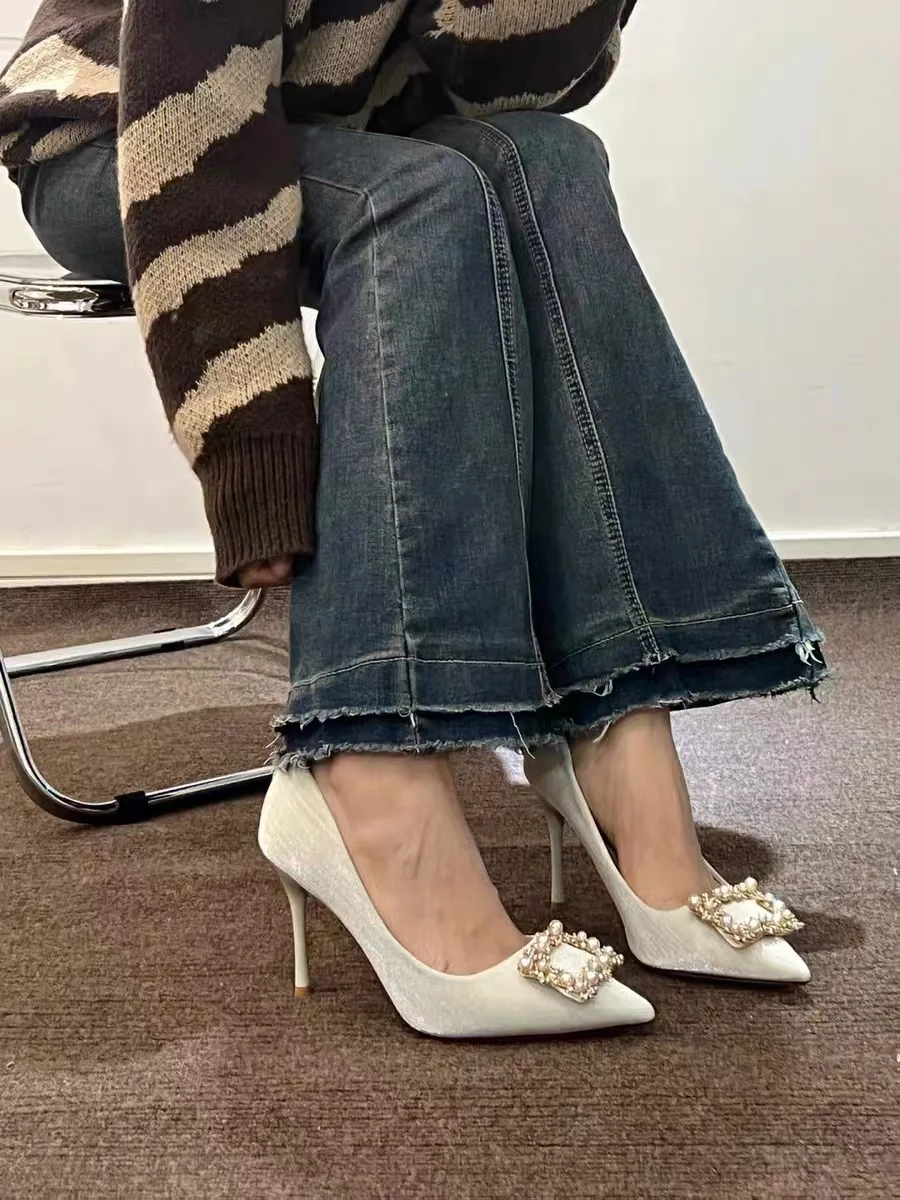 New Spring and Autumn Casual Fashion Pearl Wedding Shoes Stiletto Square Rhinestone Sexy and Comfortable High Heels