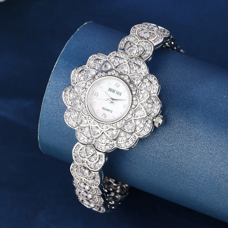 

Marriage Language Light Luxury Starry Flower Fashion Special-Interest Flower-Shaped Elegant Socialite Bracelet Watch L