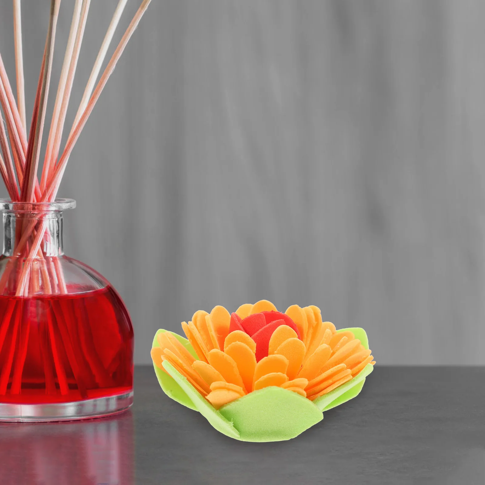 50 Pcs Aromatherapy Flowers Decoration Mini Diffuser Yellow Pe Office Desk Bath Room Home PE Material Elegant Design