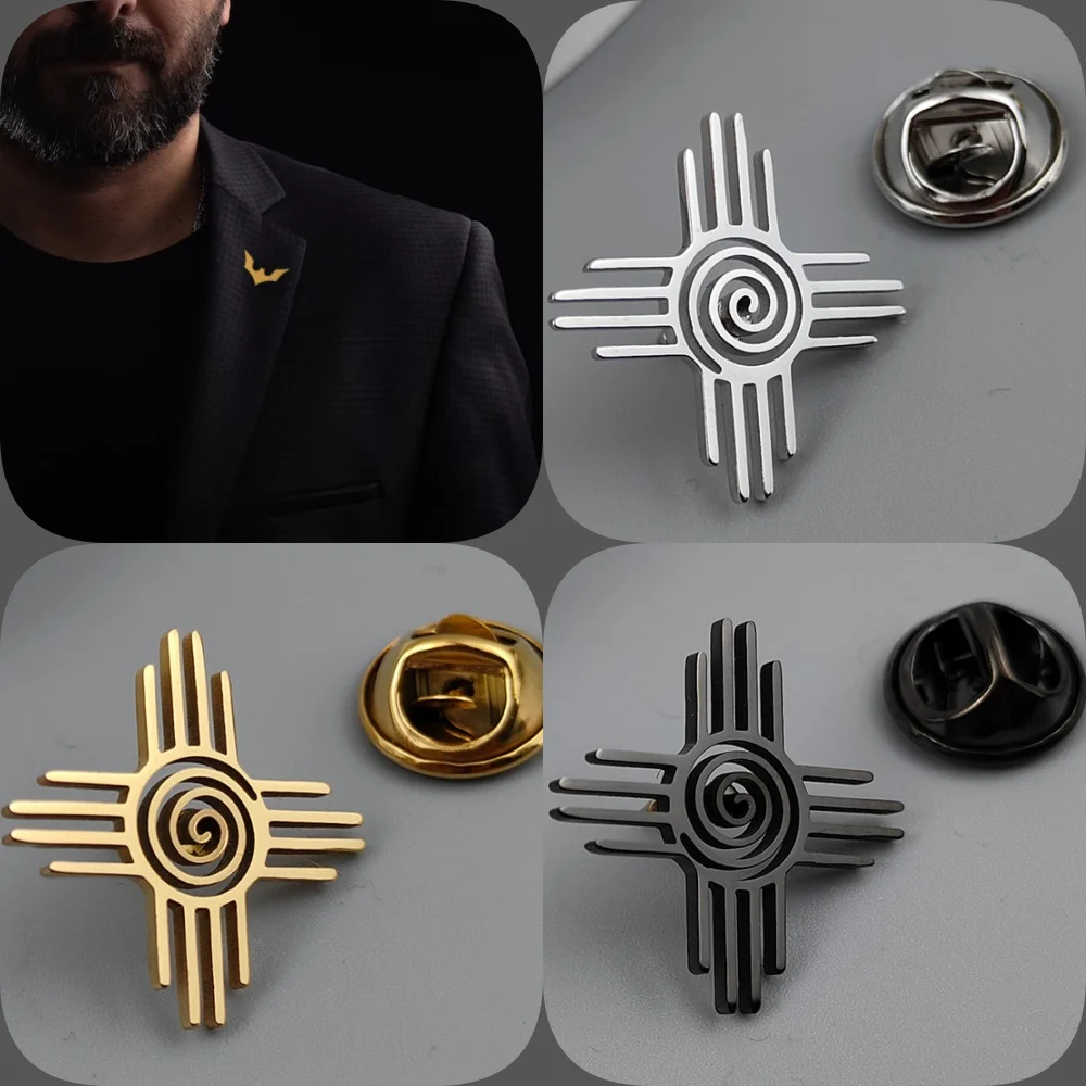 Insignia chapada en oro de círculo cruzado, Pin de solapa de traje de acero inoxidable negro y plateado, broche de cuello para hombres, regalo de Halloween