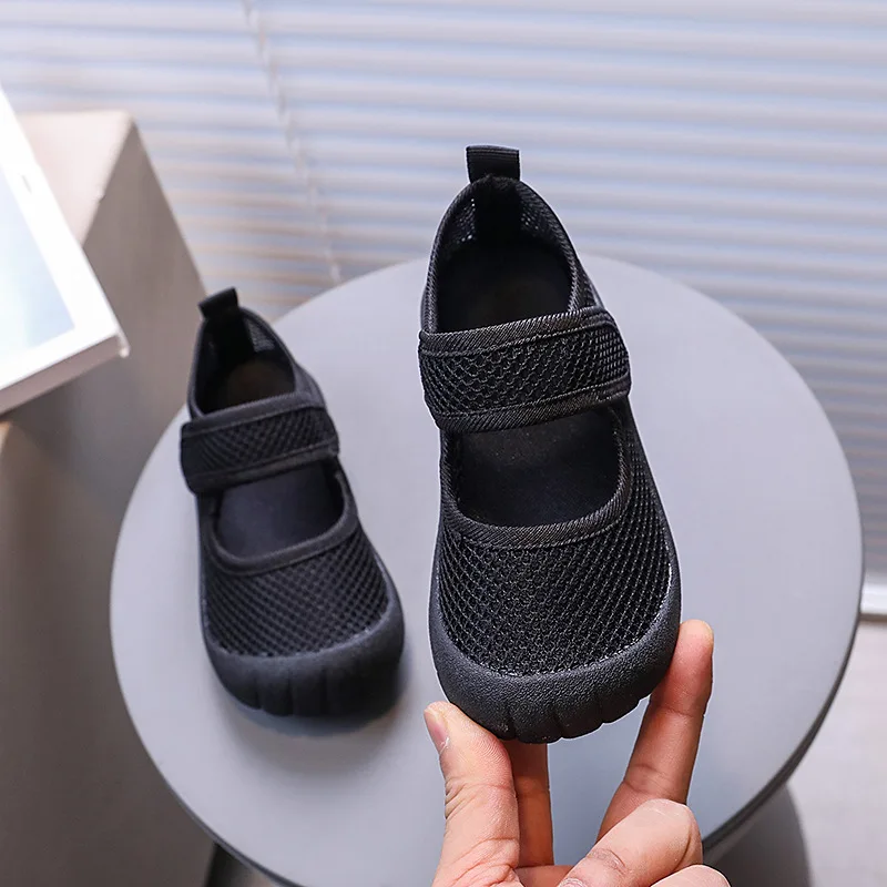 Sepatu sneaker anak bayi, sepatu kasual anak laki-laki perempuan warna polos, sepatu olahraga musim panas untuk anak-anak, sepatu sneaker anak-anak, sepatu Hook Loop lembut