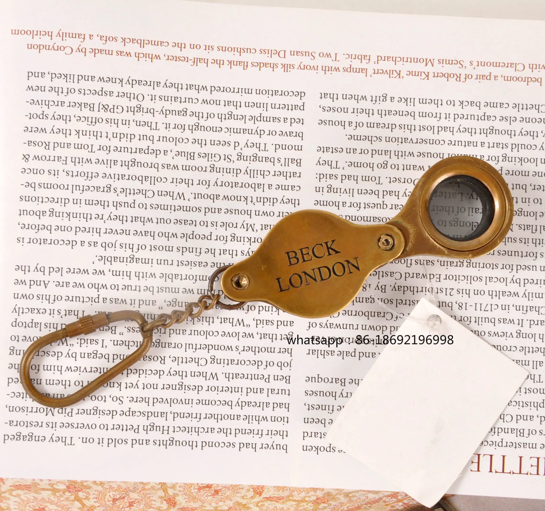 British European Retro Nostalgic Brass Folding Portable Mini Carry-on with Magnifying Glass Western Antiques Film and Television
