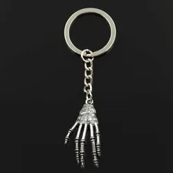 New Fashion Keychain 39x20mm Skeleton Skull Claws Pendants DIY Men Silver Color Car Key Chain Ring Holder Souvenir For Gift