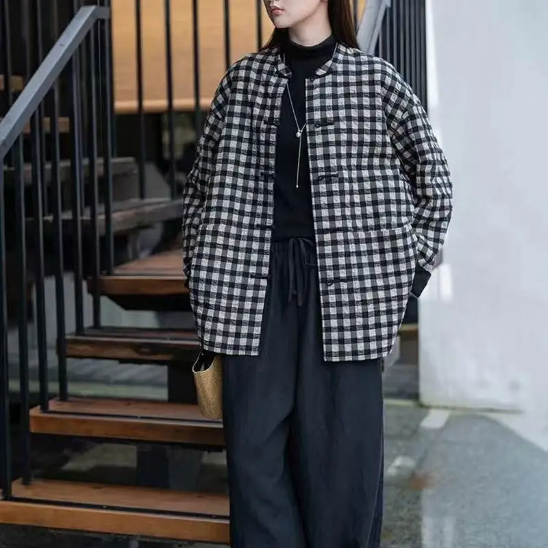 

Женская хлопковая куртка больших размеров на осень-зиму, с утепленным тканым узором, на пуговицах, для повседневной носки, стандартной длины