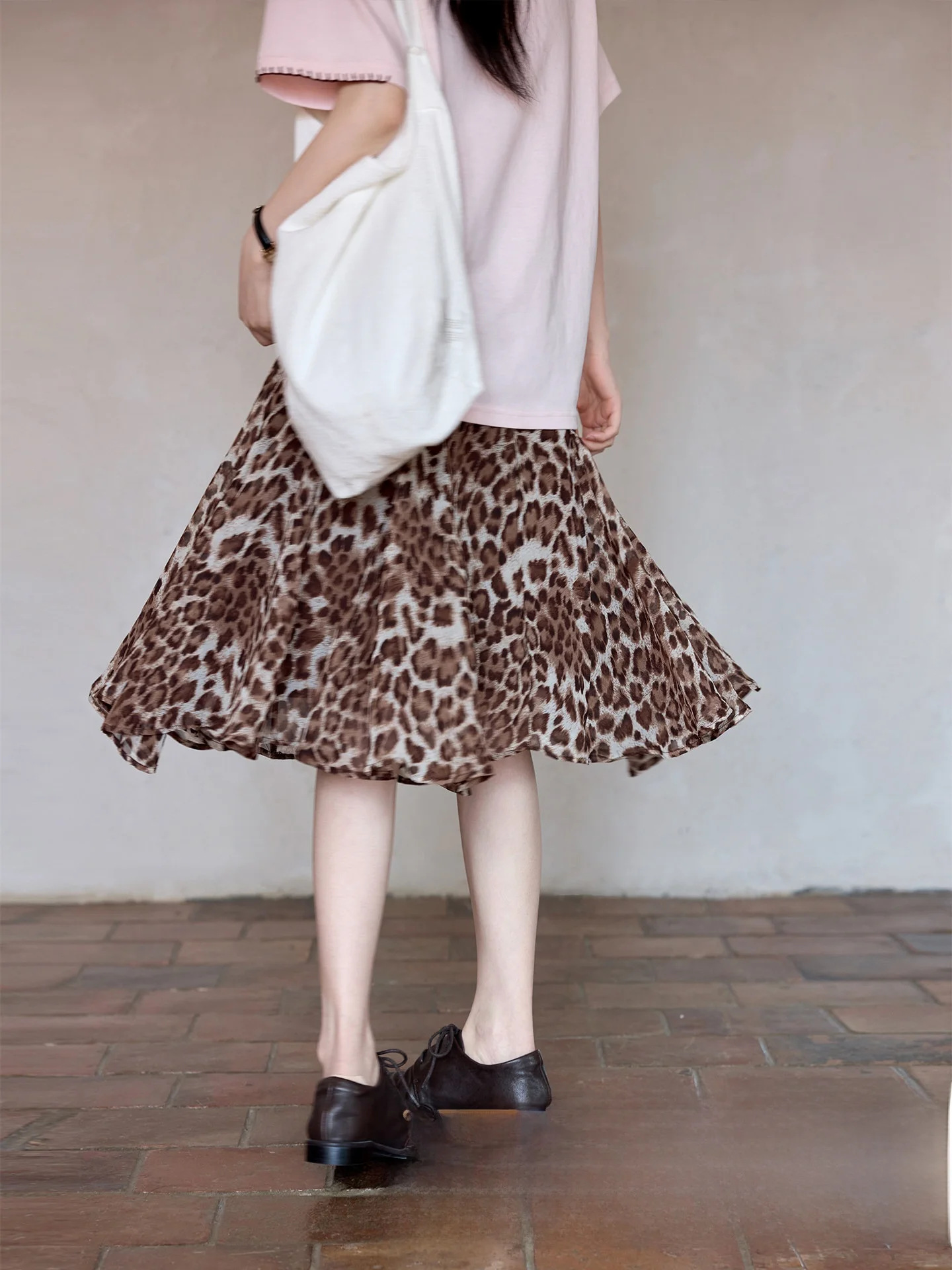 

Элегантная юбка-миди А-силуэта с эластичным поясом, леопардовым принтом, кофейного цвета, в корейском стиле, летняя новинка, вечерняя юбка Mont