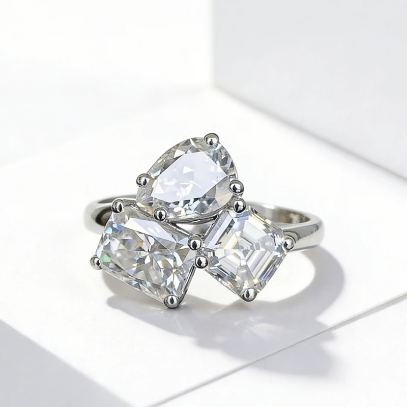 Huitan Brilliant Wedding Rings for Women Sparkling Three-shape Finger Accessories for Party Trendy Chic Graceful Wedding Jewelry
