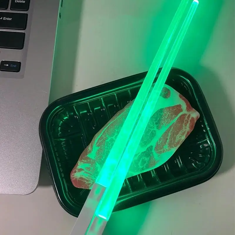 Glowing Light Saber Chop Sticks Reusable LightsaberChopsticks StarWarsLightUp Sushi Food Grade Glowing Chopsticks Color Change