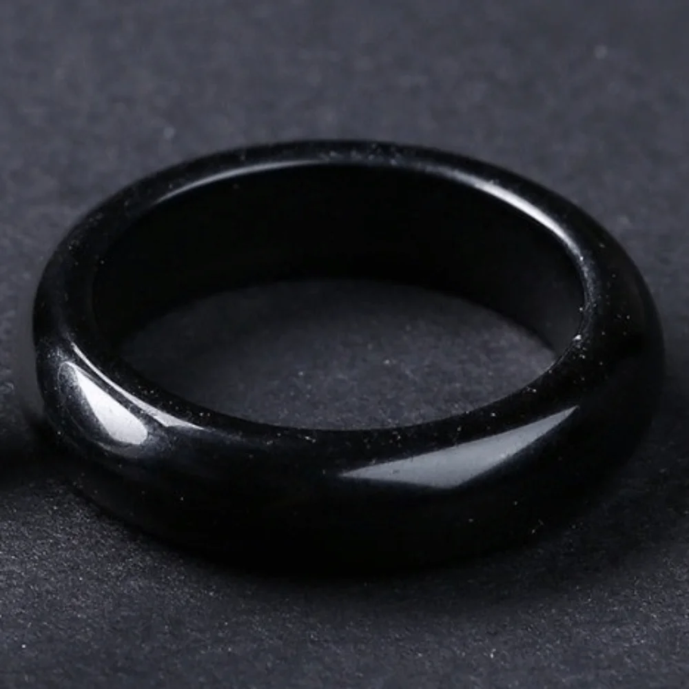 Personality Elegant Crystal Stone Band Rings Obsidian Stone Natural Crystal Minimalist Ring Solid Design All-match Jewelry Women
