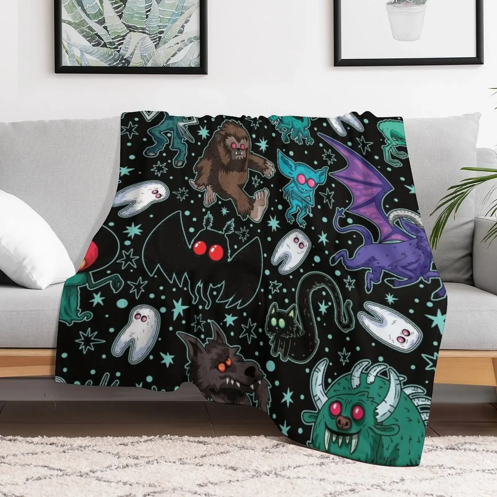 Cryptids Night Black Throw Blanket Cozy Warm Blanket for Bed Room Decor