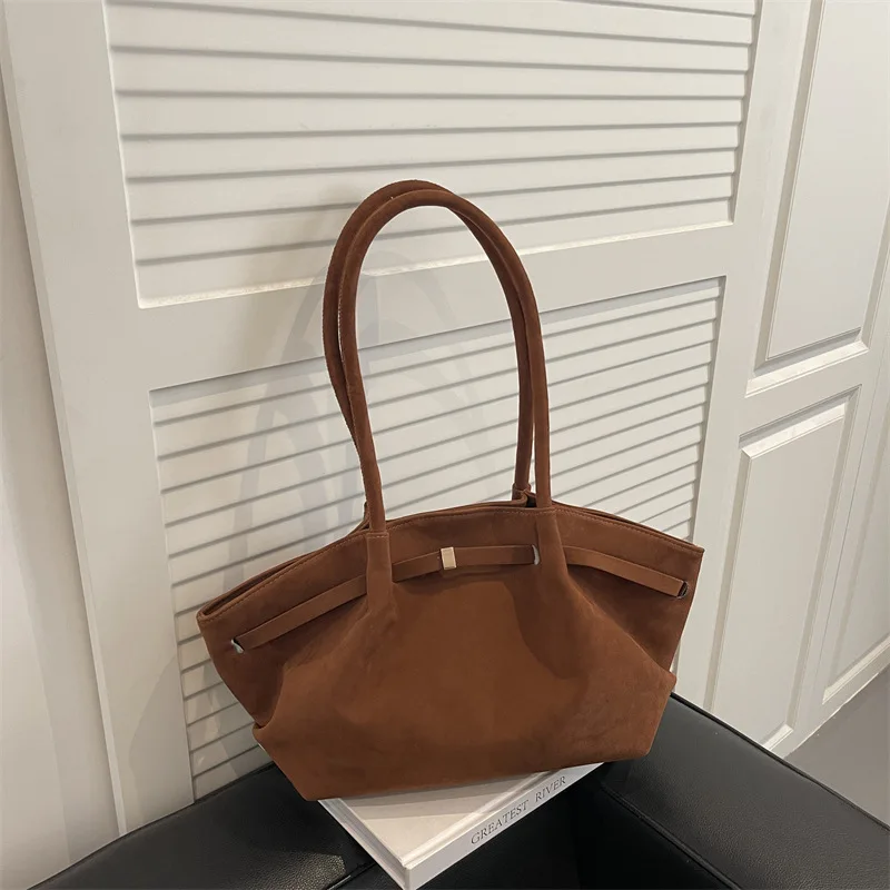Vintage Wildleder-Schultertasche für Damen, minimalistische Tragetasche mit großem Fassungsvermögen, Retro-Schulterhandtasche für den täglichen Gebrauch und Reisen. – Detail 18