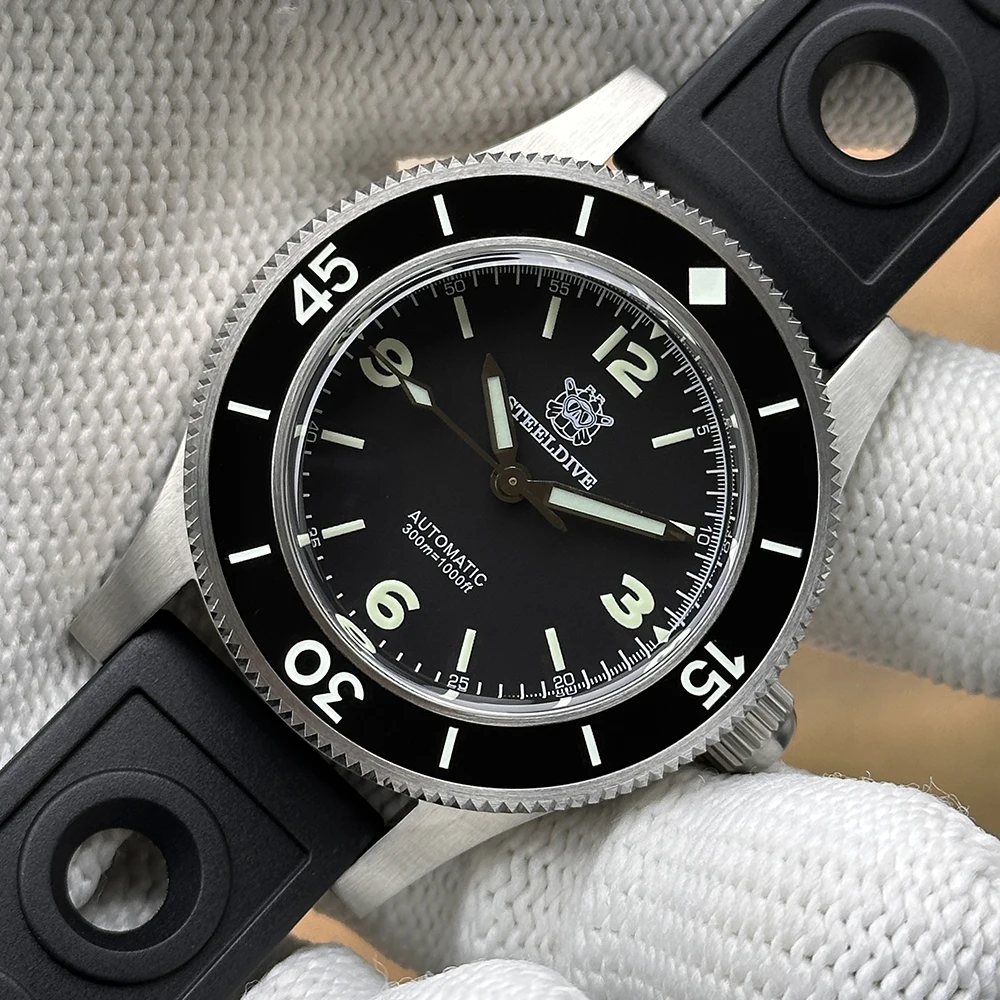 Steeldive SD1952 Automatic Diver Watch 300m Waterproof