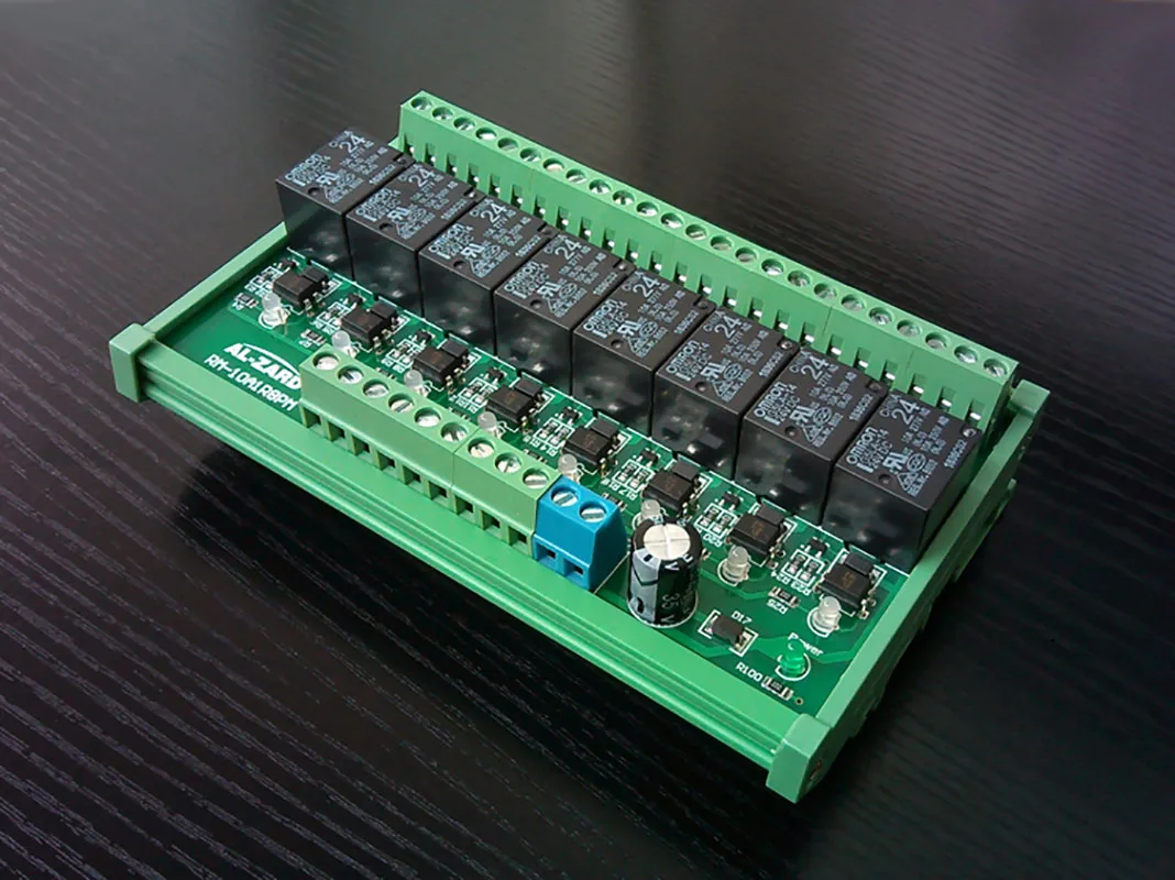 

The photoelectric isolation control board of 8-way relay module can be controlled by a single chip microcomputer PLC