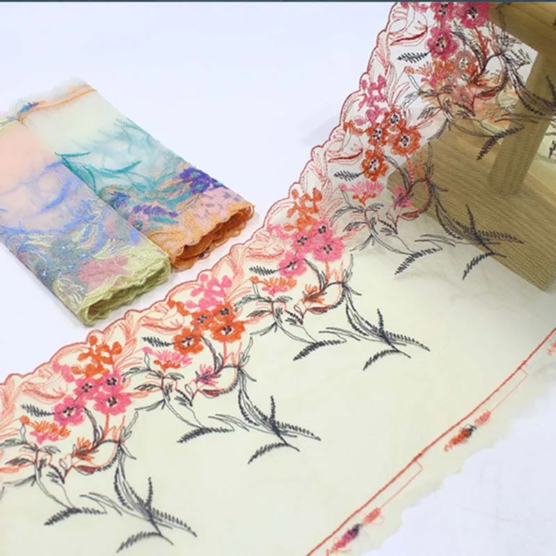 

26 ярдов кружевной тесьмы для одежды и аксессуаров: желто-белая, розовая, сетчатая, вышитая, полиэстеровая, с разноцветными цветами