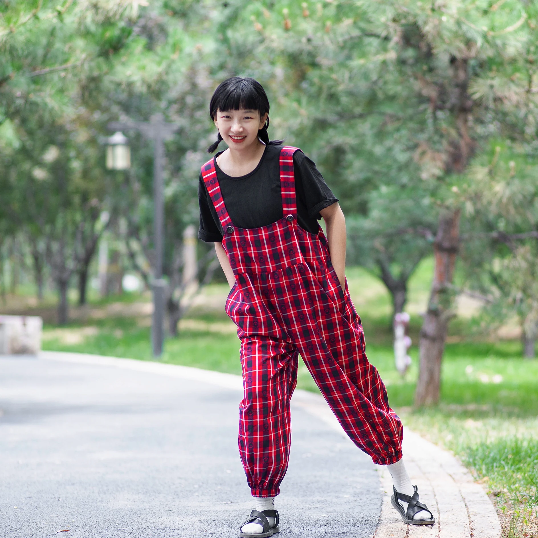 Quan Independent Design Plaid Bear Embroidery Wide Leg Jumpsuit Casual Pants Cotton l Waist Nine Points Length