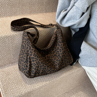 Trendy Casual Soft Textile Women's Shoulder Bag Large Capacity Leopard Print Female Retro Crossbody Bag For Commute Outings