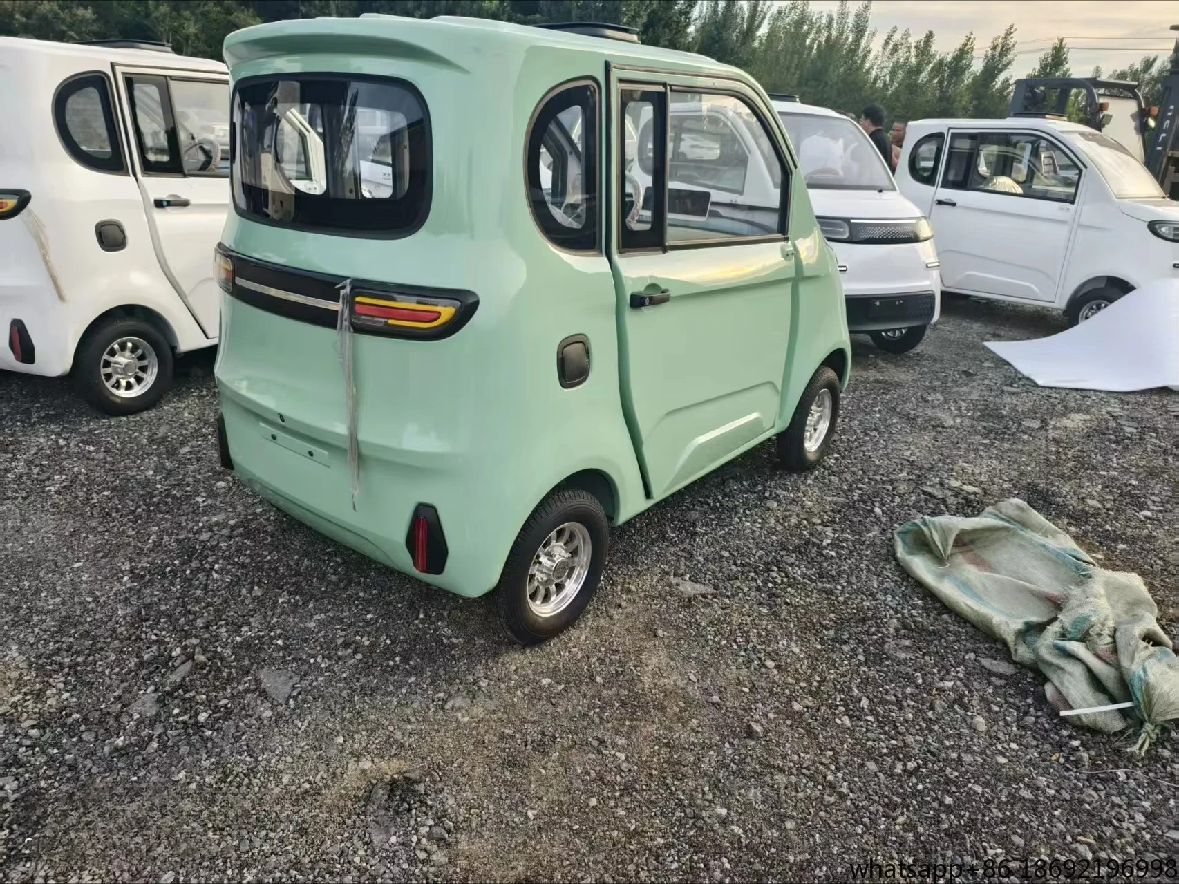 4-Seat China Mini Electric Cabin Scooter Car Vehicle 1000 Watts Motor Power Cheap Adult 4 Wheel Electric Vehicle