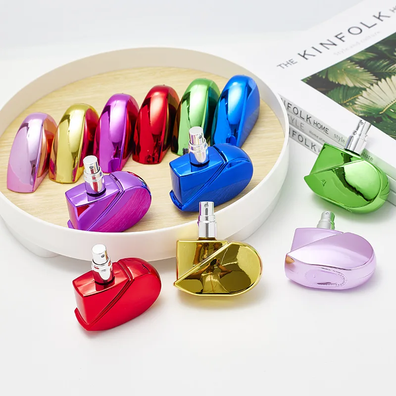 

60pcs 25ml Perfume Bottle Travel Heart-Shaped Portable Cosmetics Container Spray Bottle Glass Empty Bottle Perfume Mist Atomizer