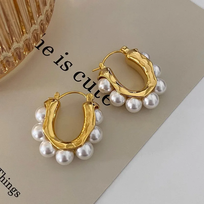 2023 New Arrival Retro Elegant Imitation Pearl Oval Hoop Earrings For Women Fashion Classic Geometric Jewelry Gifts